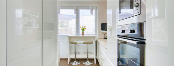 Predaj veľký 3 izbový byt, Zobor, tehla, loggia, krásne výhľady