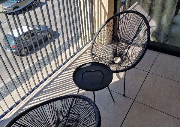 Prenájom nadštandardný 3izbový byt, lóggia 6 m2, terasa 16 m2, garáž, pod hradom