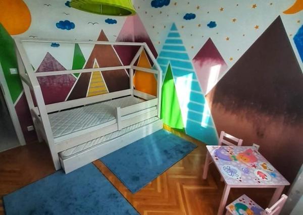 Prenájom 3 izb.byt Chrenová, balkón, zariadený