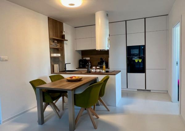 Predaj štýlový 3 izbový byt, novostavba, 40m2 terasa, garážové státie