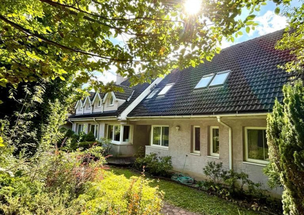 Predaj nadštandardný 9 izbový RD Čermáň, pozemok 17á. NOVÁ CENA!