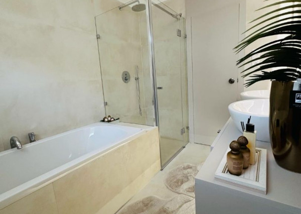 Predaj 4izb.RD novostavba,ešte neobývaný, zariadený, Nitra - RED OAK EXKLUZÍVNE!