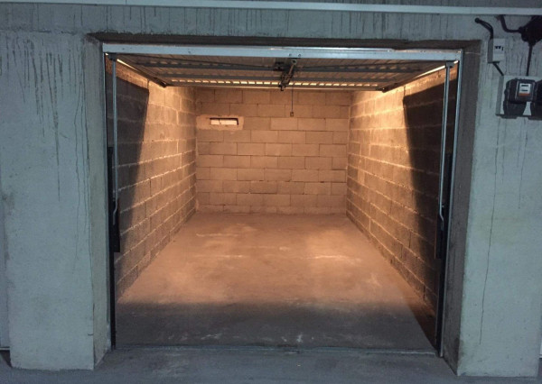 Predaj garáž, Bratislava - Ružinov, 16m2, elektrina