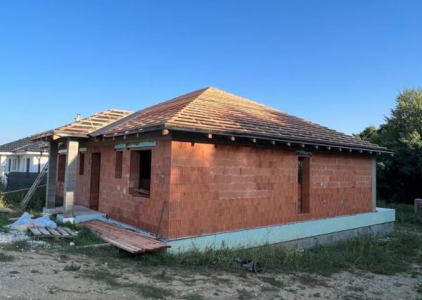 Predaj 5 izb.RD novostavba pri lese M.Lapáš, pozemok 7á