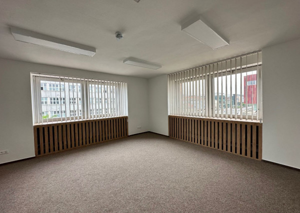 Prenájom kancelársky priestor, centrum mesta, 26m2