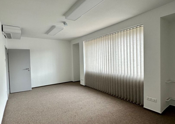 Prenájom kancelársky priestor, centrum mesta, 26m2