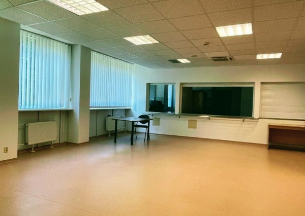 Predaj administratívna budova, Chrenová Nitra