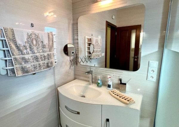 Predaj 4izb.rodinný dom Nitra, pozemok 9á, domček 50m2 na záhrade