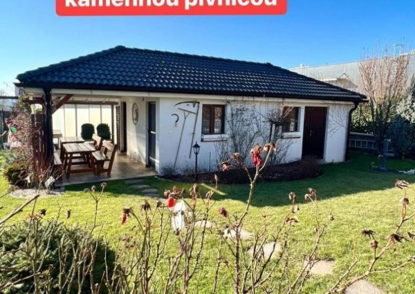 Predaj 4izb.rodinný dom Nitra, pozemok 9á, domček 50m2 na záhrade