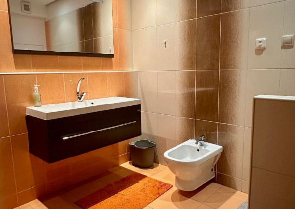 Predaj veľký 2 izbový byt, balkón, zariadený, Klokočina