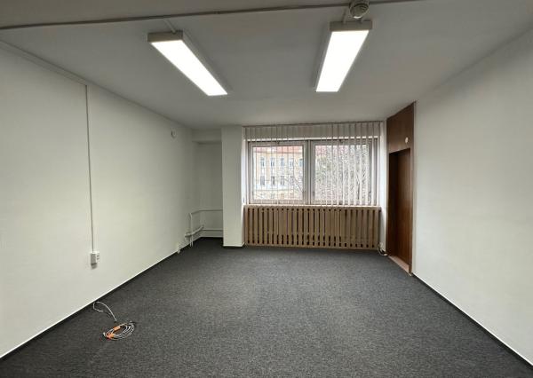 Prenájom kancelársky priestor, úplne centrum mesta, 62m2