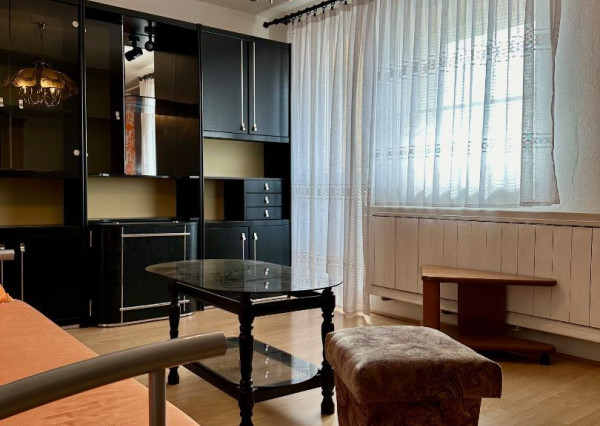 Predaj 4 izbový rodinný dom, 9á krásny pozemok pod lesom, garáž, Nitra