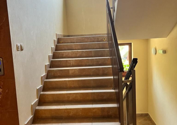 Predaj 2 izbový apartmán Donovaly, 2x balkón,zariadený