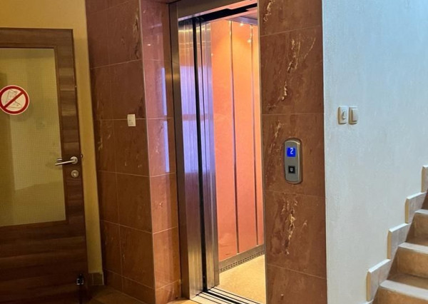 Predaj 2 izbový apartmán Donovaly, 2x balkón,zariadený