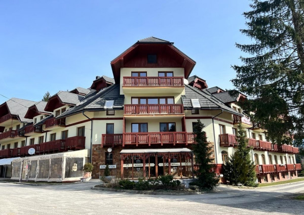 Predaj 2 izbový apartmán Donovaly, 2x balkón,zariadený