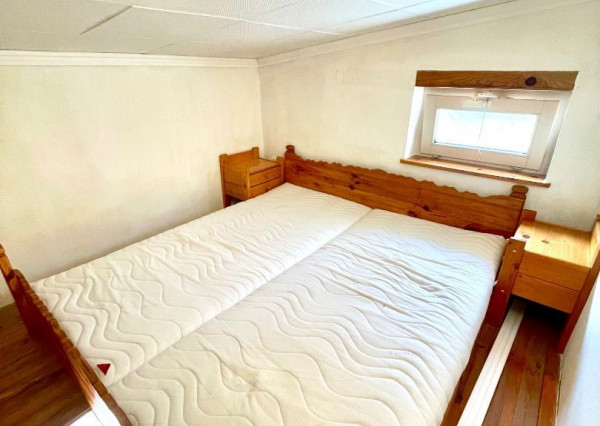 Chata aj na celoročné využitie v tichom prostredí plnej zelene, Hiadeľ