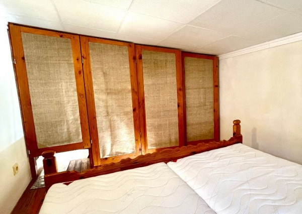 Chata aj na celoročné využitie v tichom prostredí plnej zelene, Hiadeľ