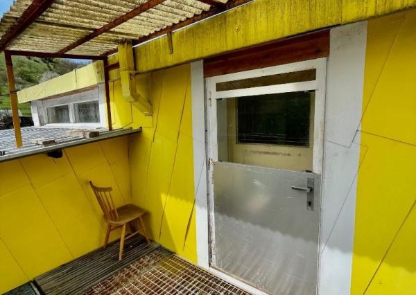 Chata aj na celoročné využitie v tichom prostredí plnej zelene, Hiadeľ