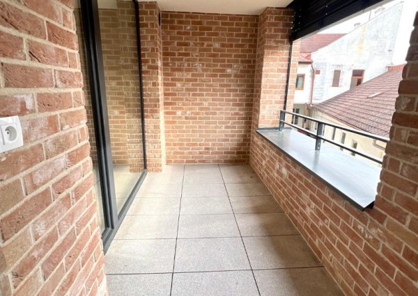 Prenájom 3izbový byt pod Hradom, ul.Podzámska, 2 park.miesta v garáži