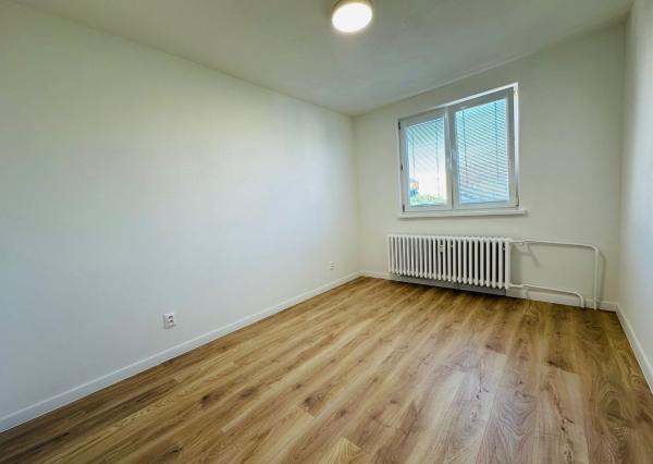 Predaj krásny 2 izbový byt, balkón, čerstvá rekonštrukcia, centrum mesta