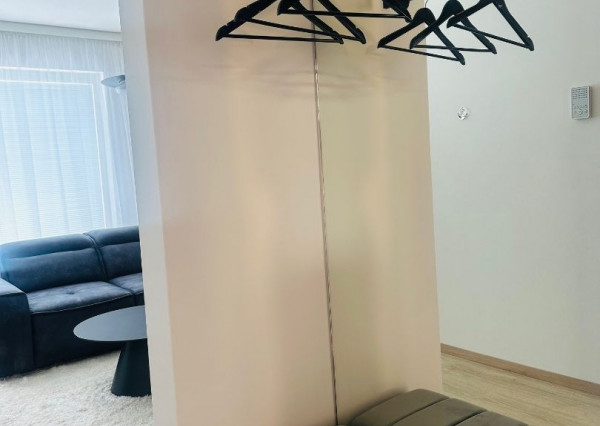 Prenájom krásny 2 izbový byt, centrum mesta, 40m2 terasa