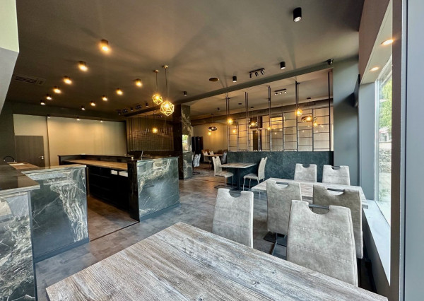 Odstúpenie luxusnej prevádzky, úplne centrum mesta, kompletne zariadená