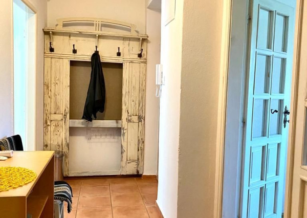 Prenájom 2,5 izb.byt centrum,pri parku,tehlová bytovka