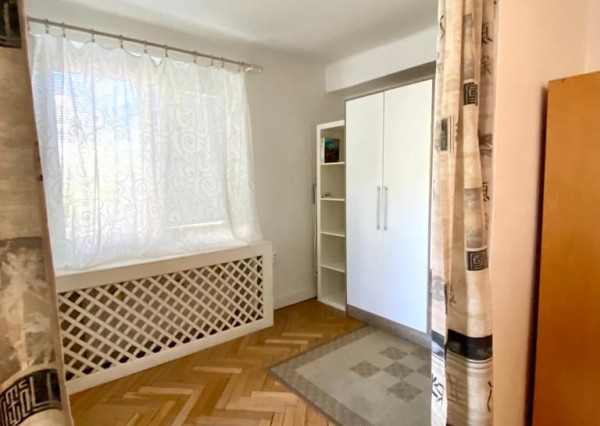 Prenájom 2,5 izb.byt centrum,pri parku,tehlová bytovka