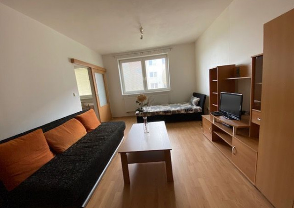 Prenájom 1izb byt, zariadený, Jelenecká ulica