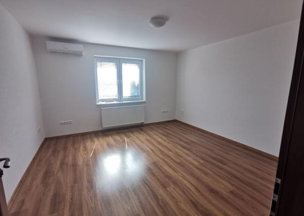 Prenájom kancelárske priestory, 80m2, 3x parkovacie miesto, Mlynárce