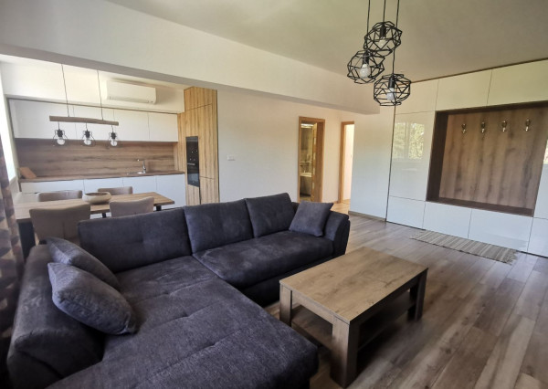 Prenájom krásny 2 izbový byt pod hradom, balkón, centrum mesta