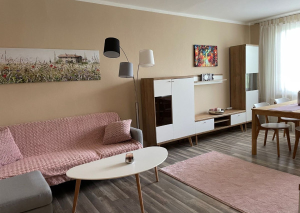 Prenájom pekný 2 izbový byt, zariadený, Chrenová