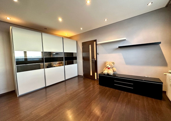 Prenájom 1 izbový byt, Chrenová I. , čiastočne zariadený