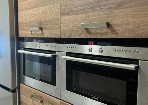 Prenájom novostavba 4izb.byt 99m2, centrum, 2 garážové státia