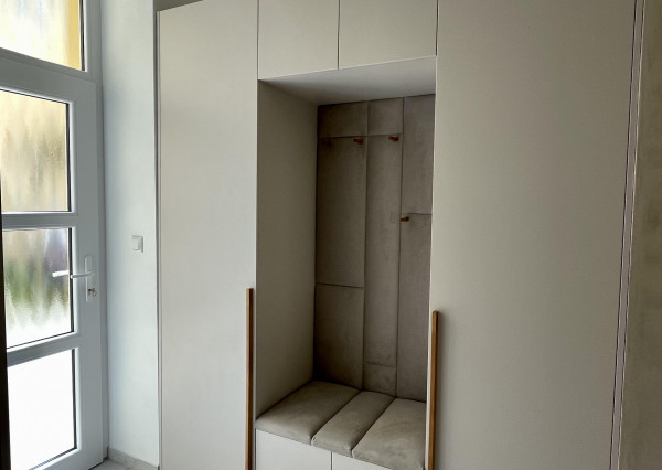 Exkluzívny 2izbový byt na prenájom, historické centrum mesta NR