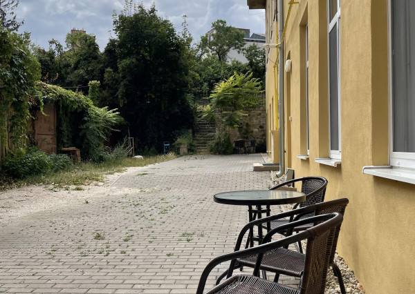 Exkluzívny 2izbový byt na prenájom, historické centrum mesta NR