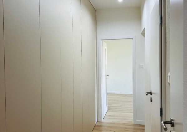 Prenájom krásny 2 izbový byt, kompletne zariadený, centrum mesta