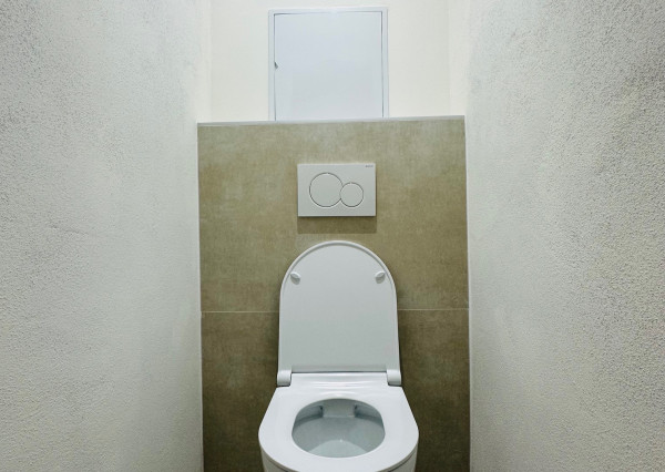 Prenájom krásny 2 izbový byt, kompletne zariadený, centrum mesta