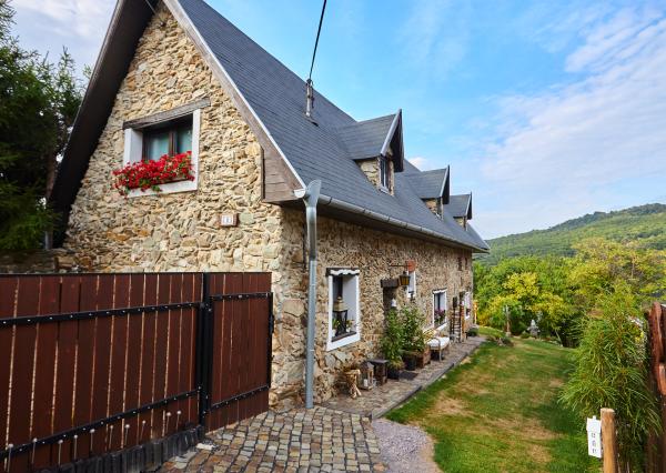 Predaj kamenná chalupa Jedľové Kostoľany, pozemok 15á EXKLUZÍVNE!