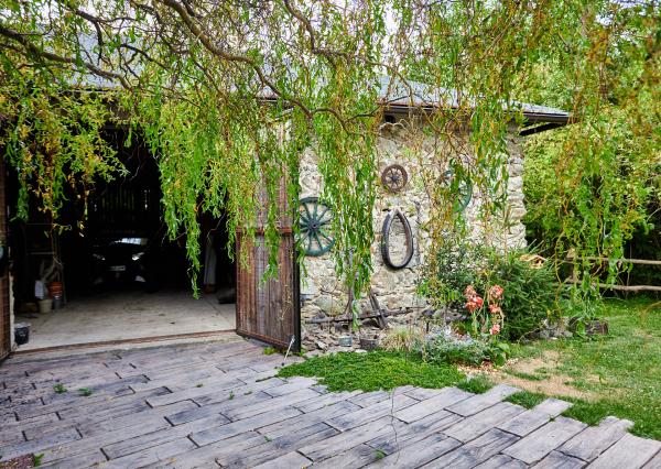 Predaj kamenná chalupa Jedľové Kostoľany, pozemok 15á EXKLUZÍVNE!