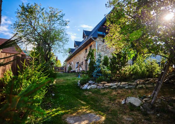 Predaj kamenná chalupa Jedľové Kostoľany, pozemok 15á EXKLUZÍVNE!