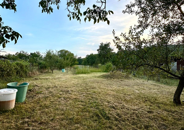 Predaj 3 izbový rodinný dom, pozemok 16á, Nitra