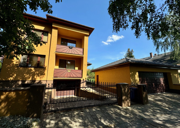 Predaj 4izb.RD Zobor, pozemok 10á, dvojgaráž, EXKLUZÍVNE!