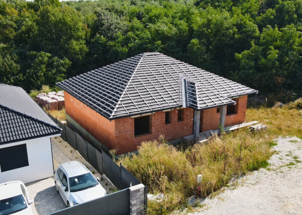 Predaj 5 izb.RD novostavba pri lese M.Lapáš, pozemok 7á