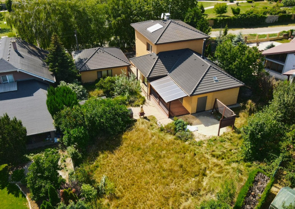 Predaj 4izb.RD Zobor, pozemok 10á, dvojgaráž, EXKLUZÍVNE!