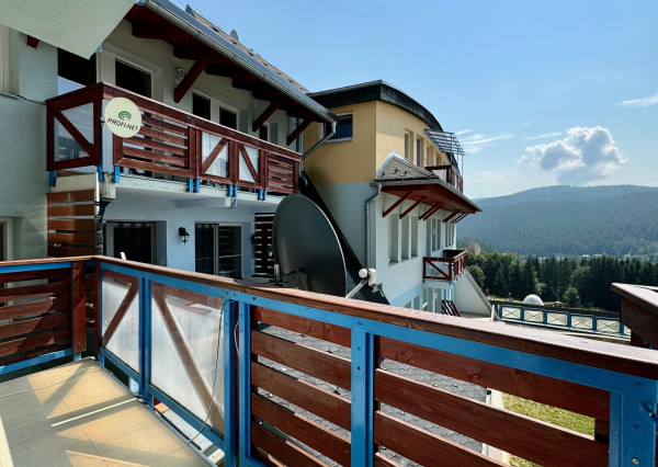 Predaj 2 izbový apartmán, 2x balkón, Donovaly, zariadený