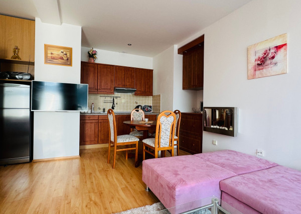 Predaj 2 izbový apartmán, 2x balkón, Donovaly, zariadený