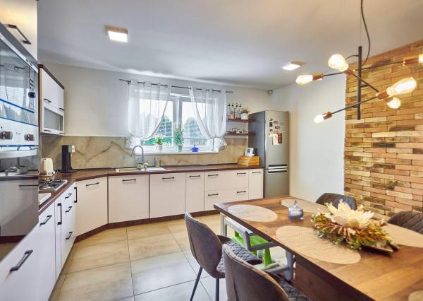 Predaj 4 izbový rodinný dom, 5,5á pozemok, Šoporňa