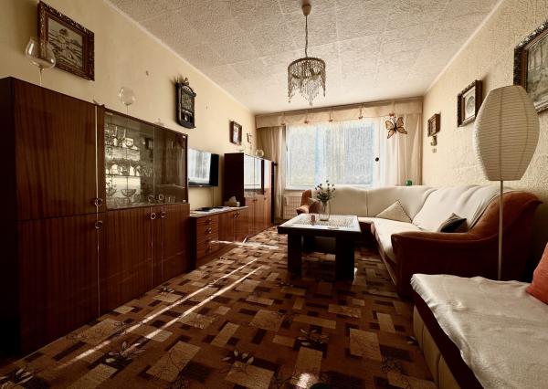 Predaj veľký 2 izbový byt, balkón, čiastočná rek., Klokočina