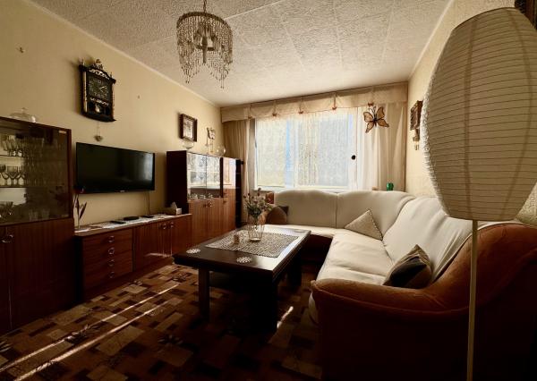 Predaj veľký 2 izbový byt, balkón, čiastočná rek., Klokočina